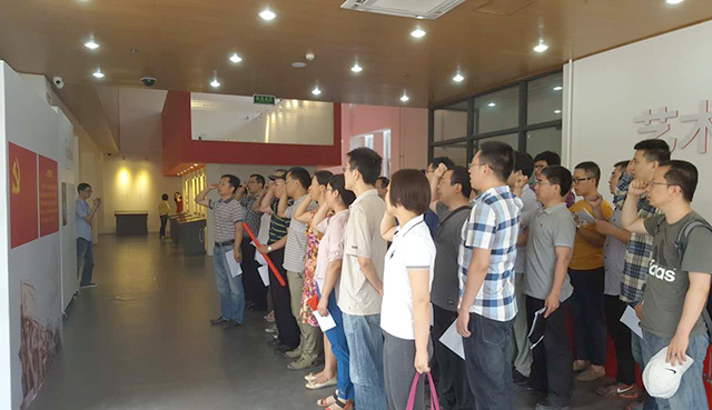 皇冠体育