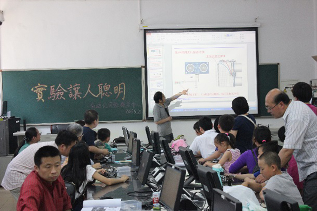 皇冠体育
