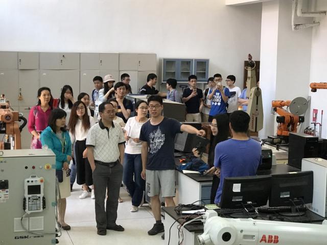 皇冠体育