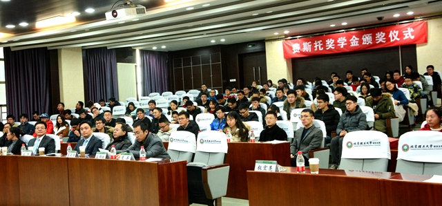 皇冠体育